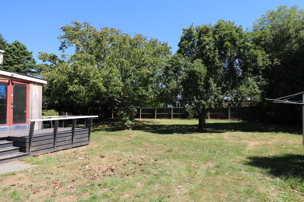 17 Victoria Street, Carterton, Carterton - Carousel 25