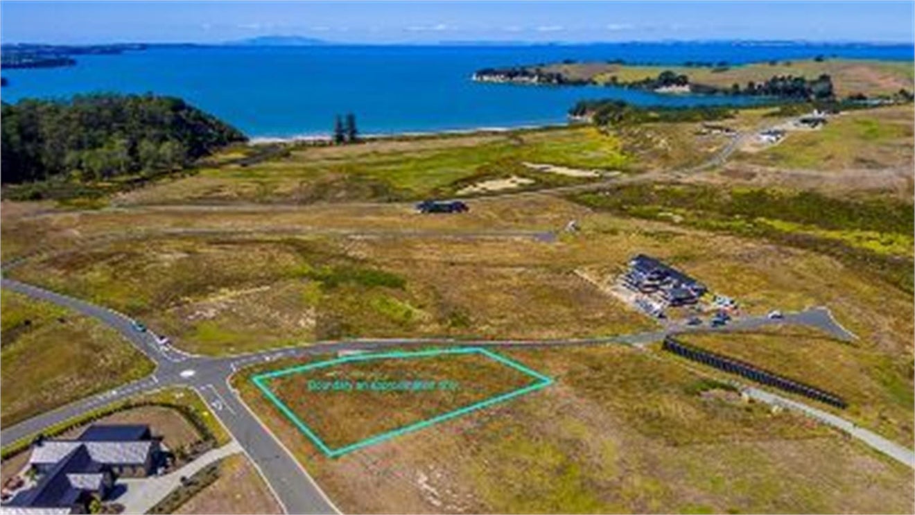 8 Rongoa Road, Okura Bush, Silverdale - Carousel 2