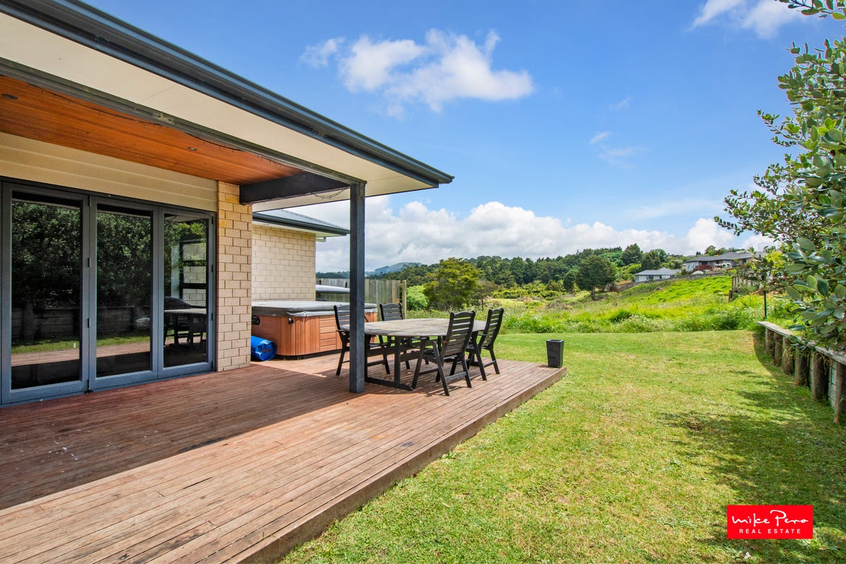 14 Amy Kate Street, Tikipunga, Whangarei - Carousel 2