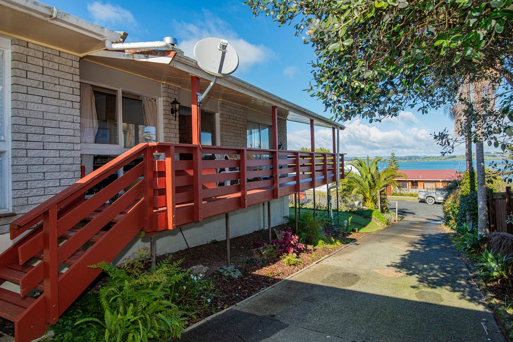 43 West View Crescent, Onerahi, Whangarei - Carousel 2