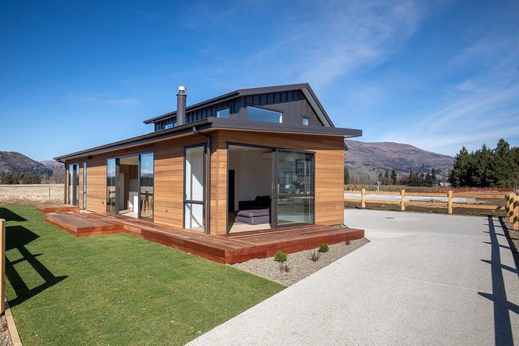 6 Wallace Place, WANAKA - Carousel 2