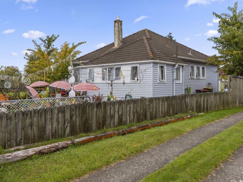 26 Miller Street, Glenholme, Rotorua - Carousel 1