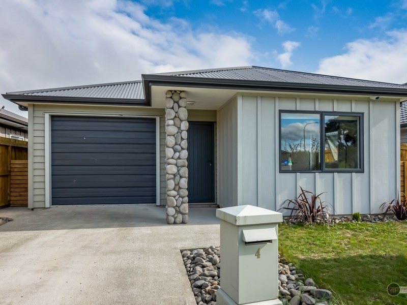 4 Waitara Street, Taita, Lower Hutt - Carousel 1