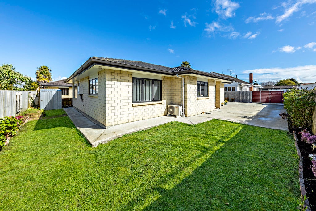 6 Plunket Avenue, Papatoetoe, Auckland - Carousel 2