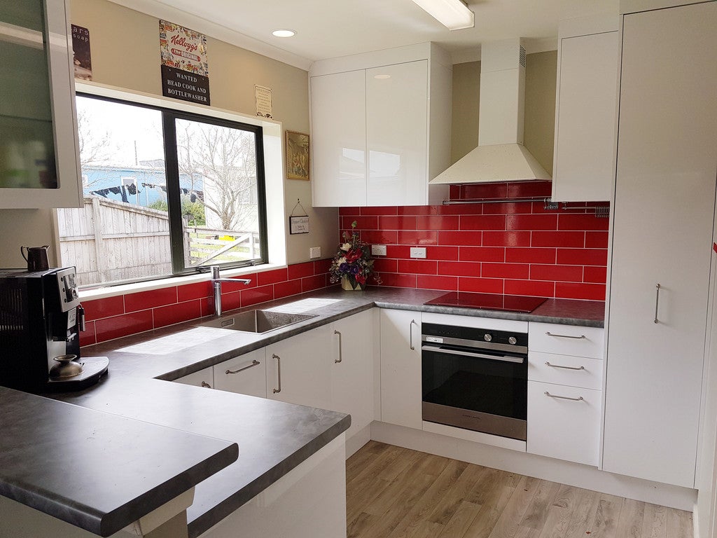 6C Henderson Avenue, Tuakau - Carousel 1