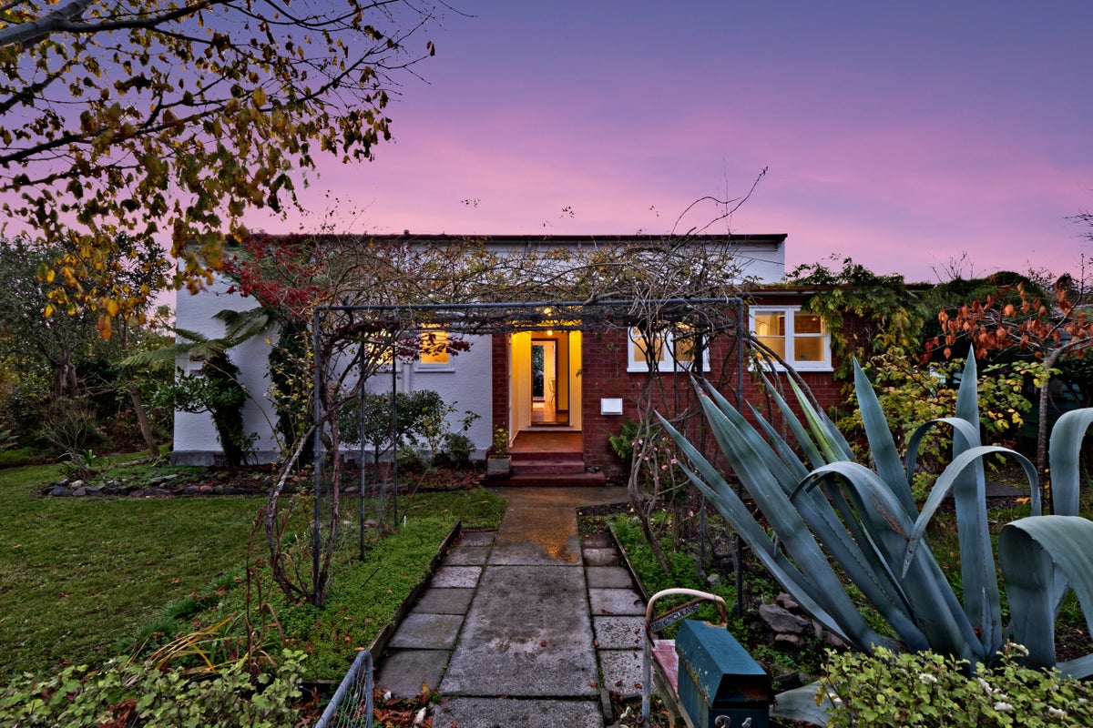 31 Achilles Street, Burwood, Christchurch - Carousel 2