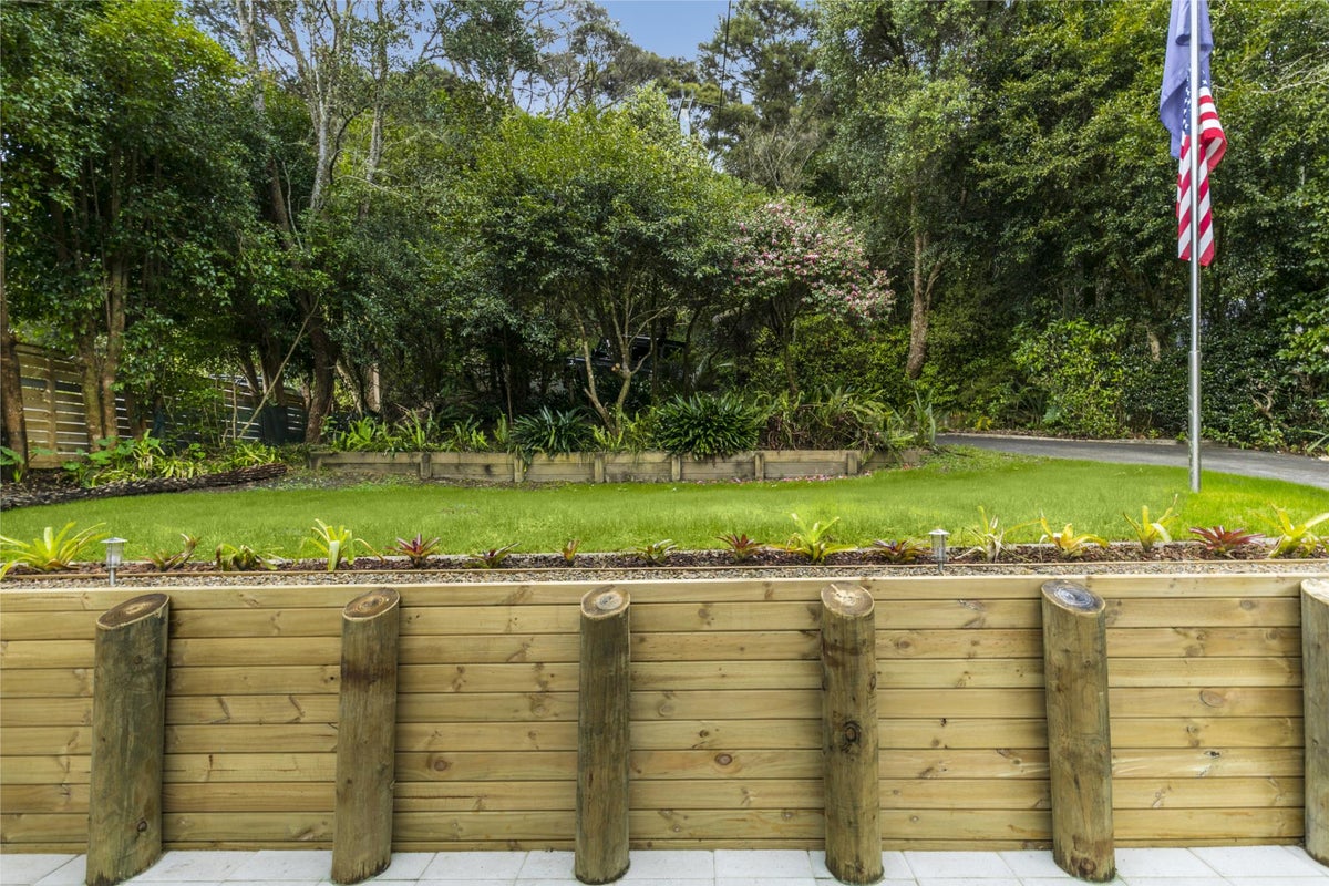 17 Opanuku Road, Henderson Valley, Auckland - Carousel 18