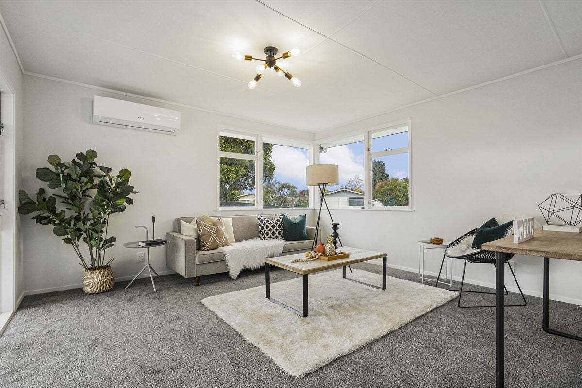 30 Oakfield Crescent, Pukete, Hamilton - Carousel 2