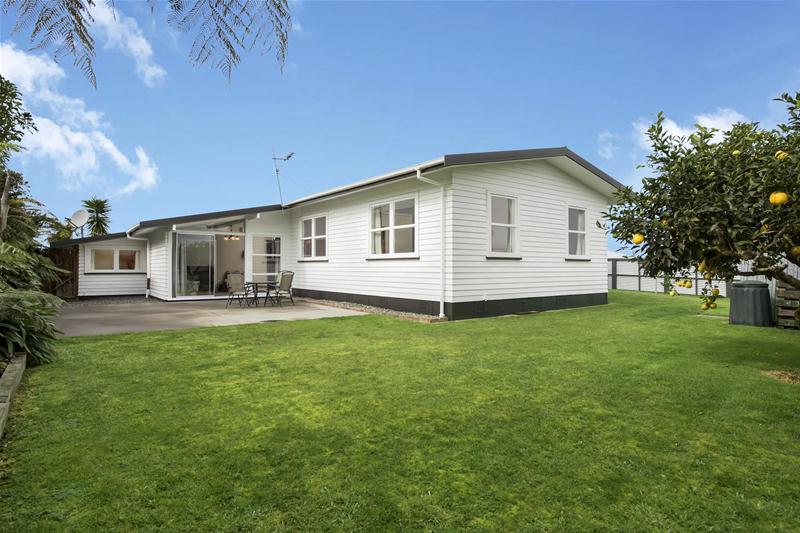 9 Vanda Place, Gate Pa, Tauranga - Carousel 1