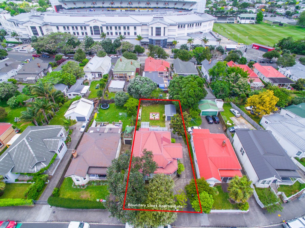 26 Sandringham Road, Mount Eden, Auckland - Carousel 2