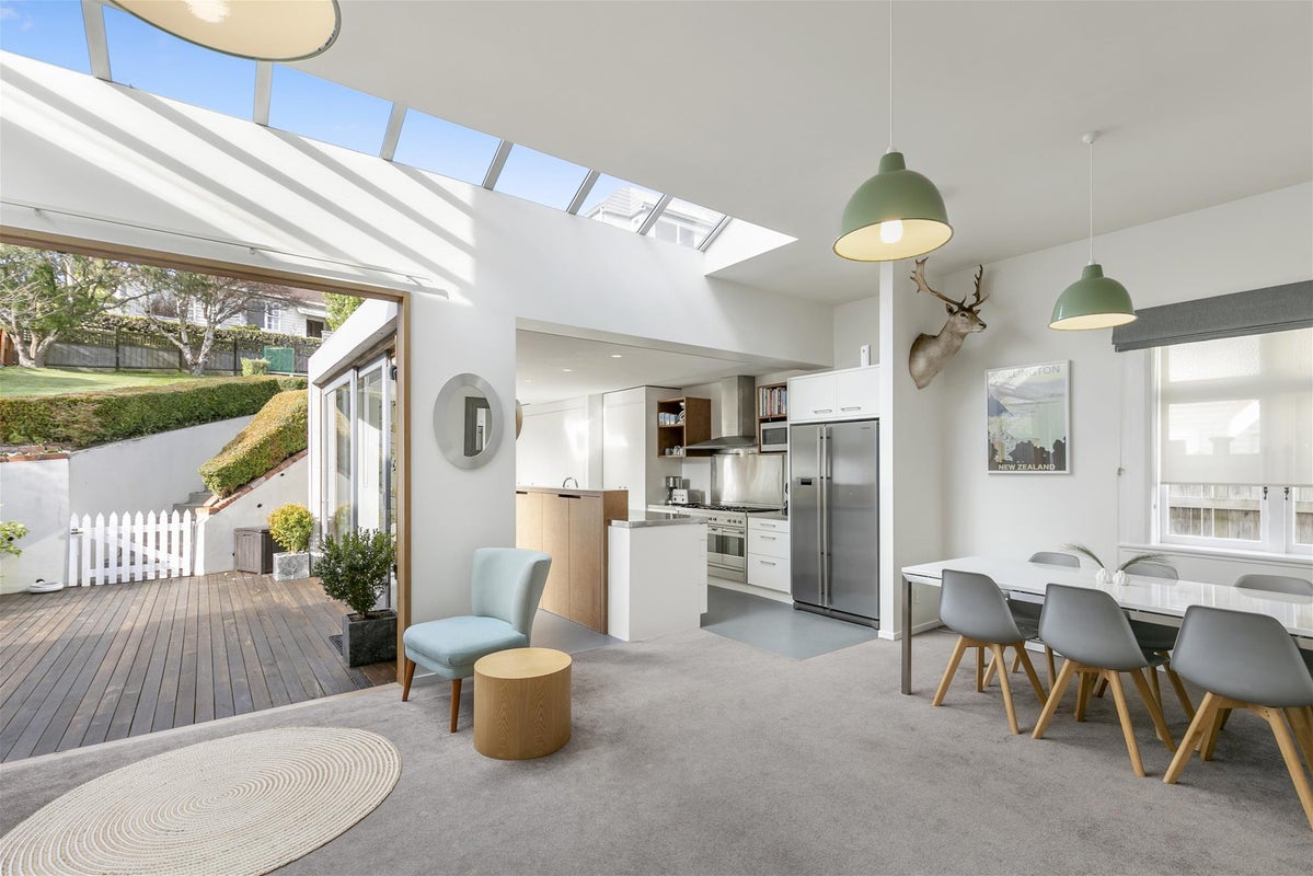 15 Orari Street, Ngaio, Wellington - Carousel 1