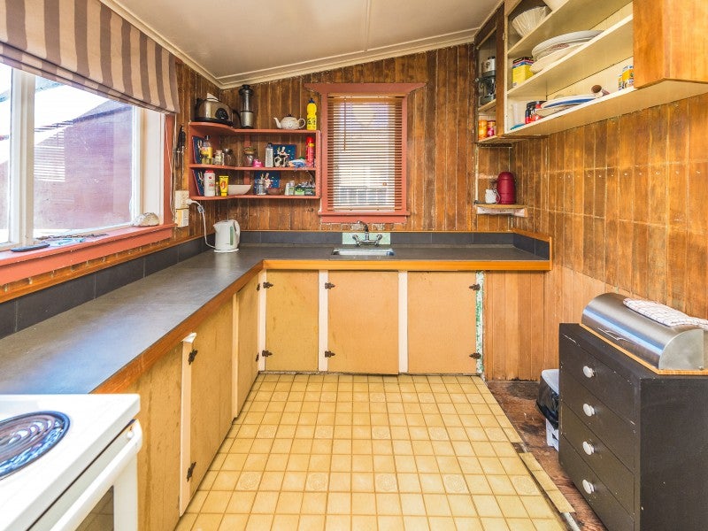 6 Madras Street, Aramoho, Whanganui - Carousel 2