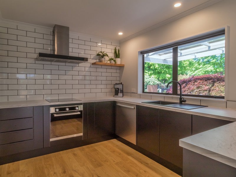 917 Southampton Street West, Saint Leonards, Hastings - Carousel 2