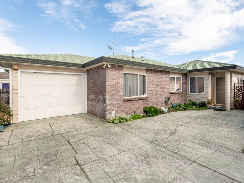 106 Chadwick Road, Greerton, Tauranga - Carousel 1