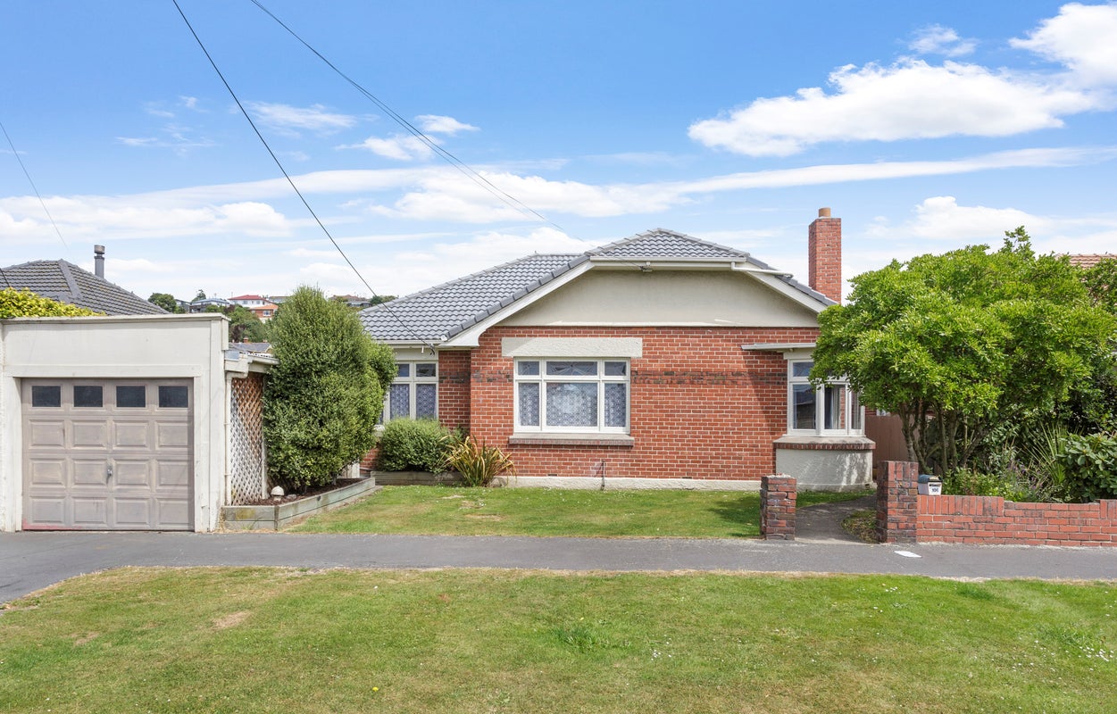 106 Surrey Street, Forbury, Dunedin - Carousel 1