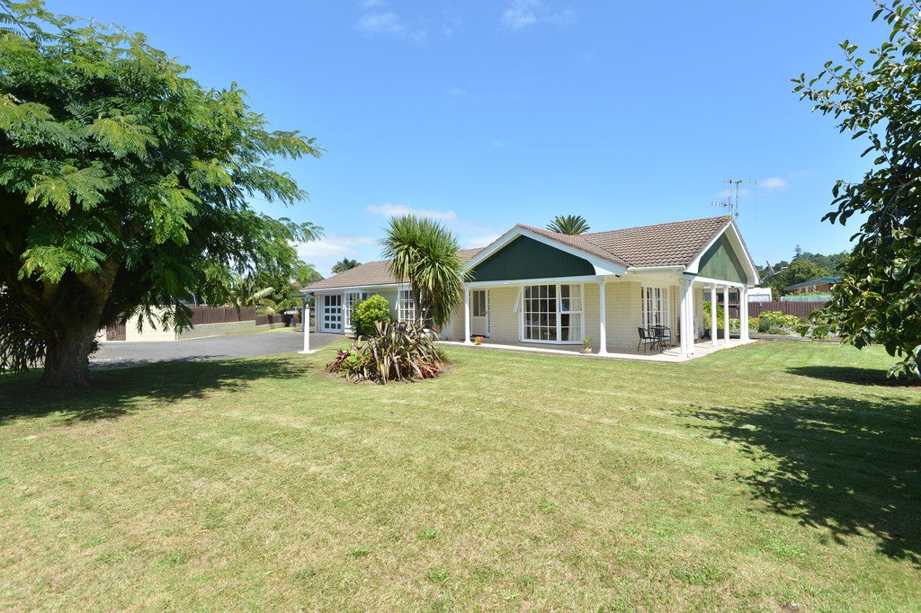6 Croydon Place, Kamo, Whangarei - Carousel 1