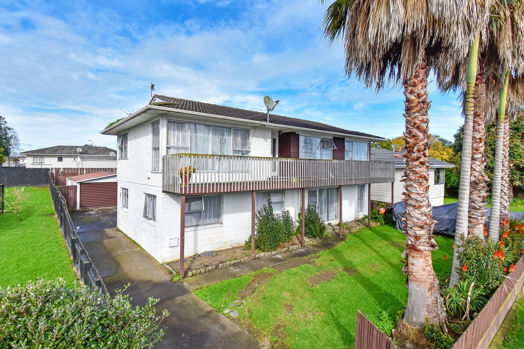 17 Crampton Place, Manurewa, Auckland - Carousel 1