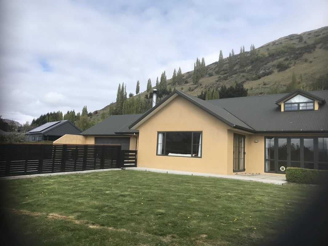 9 Bramshill Drive, Lower Shotover, Queenstown - Carousel 1
