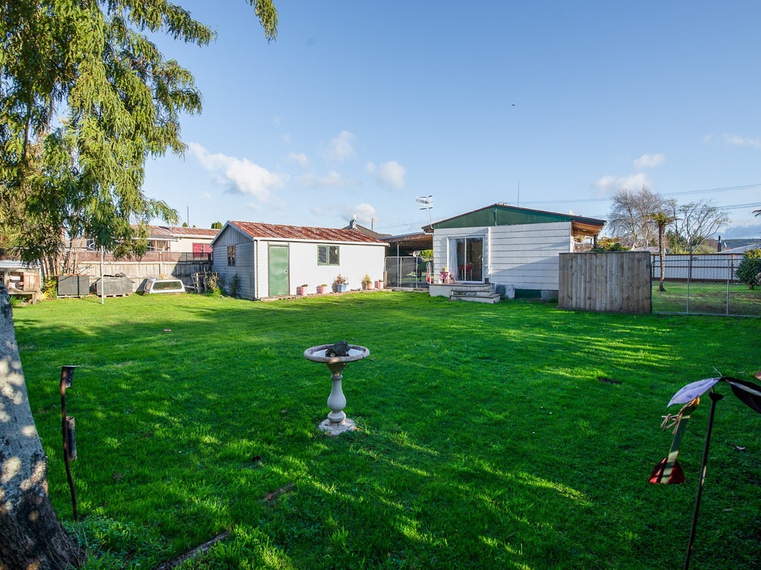 9 Steeles Lane, Western Heights, Rotorua - Carousel 2