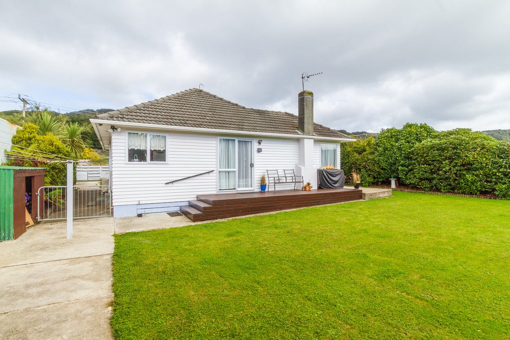 19 Rata Street, Wainuiomata, Lower Hutt - Carousel 2