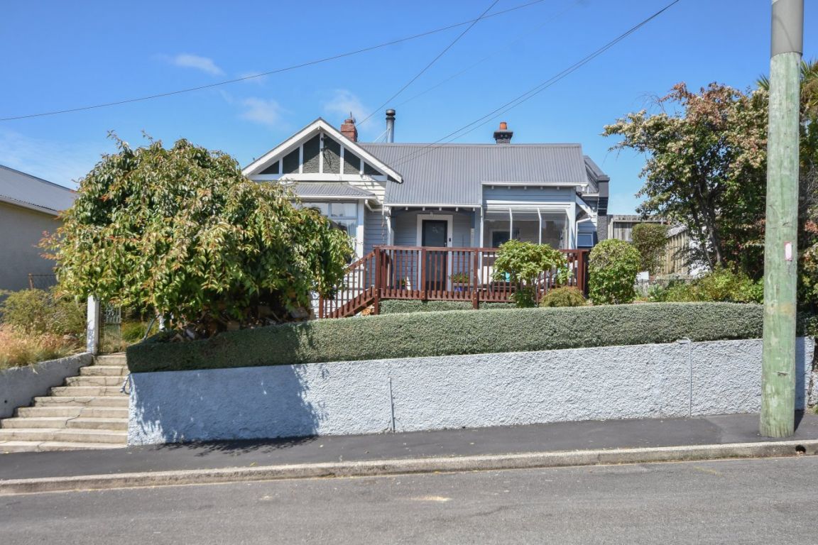 4 Cook Street, Mornington, Dunedin - Carousel 1