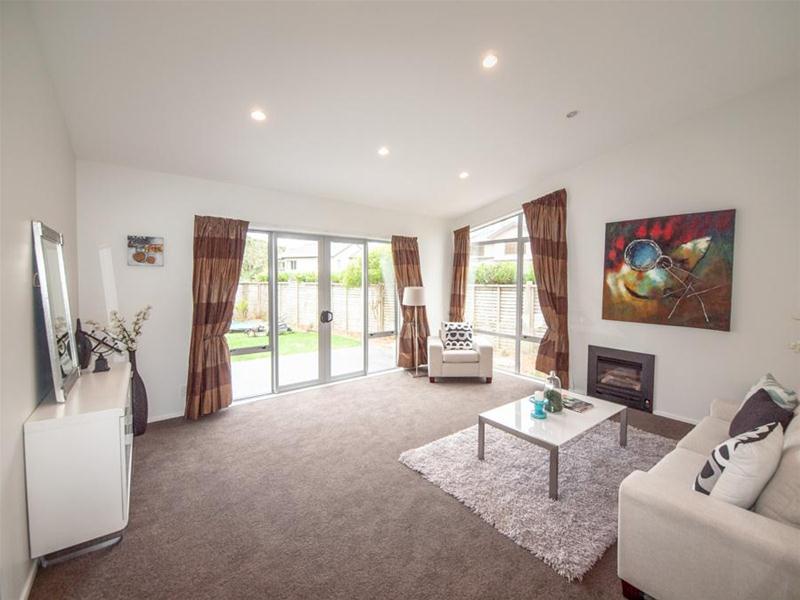 4 Didsbury Grove, Churton Park, Wellington - Carousel 2