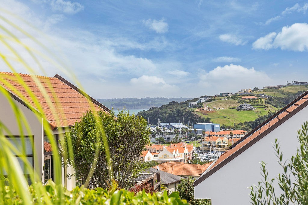 127 Alec Craig Way, Gulf Harbour, Whangaparaoa - Carousel 2