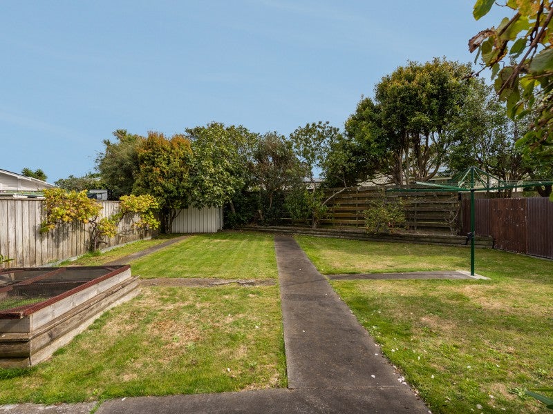 25 Ira Street, Miramar, Wellington - Carousel 2
