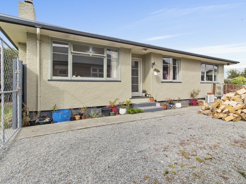 63 Hally Terrace, Temuka - Carousel 2