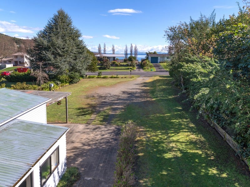 25 Marina Terrace, Kinloch, Taupo - Carousel 2