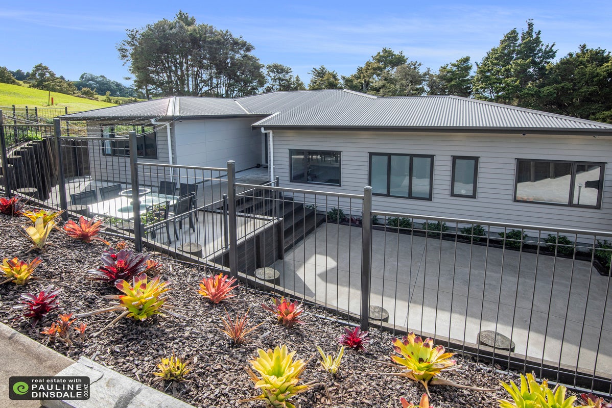 10 Lilicoe Lane, Kensington, Whangarei - Carousel 2