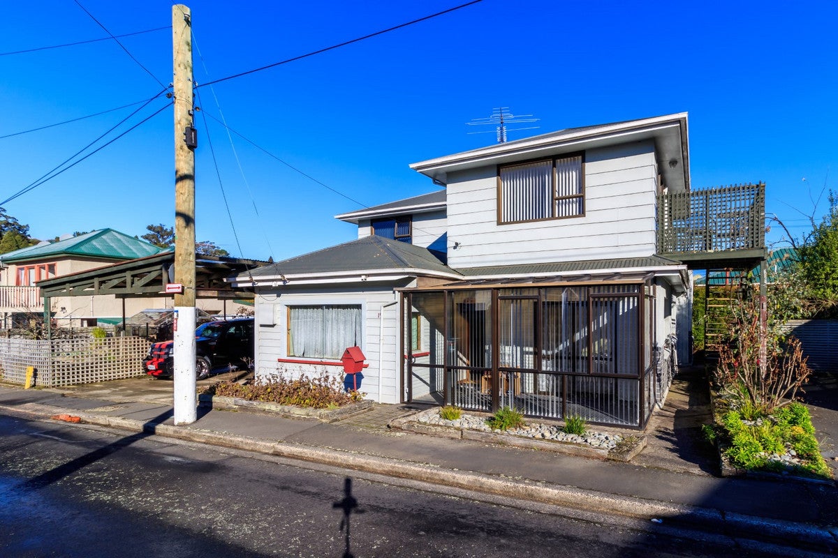 15 Cornhill Street, North East Valley, Dunedin - Carousel 1