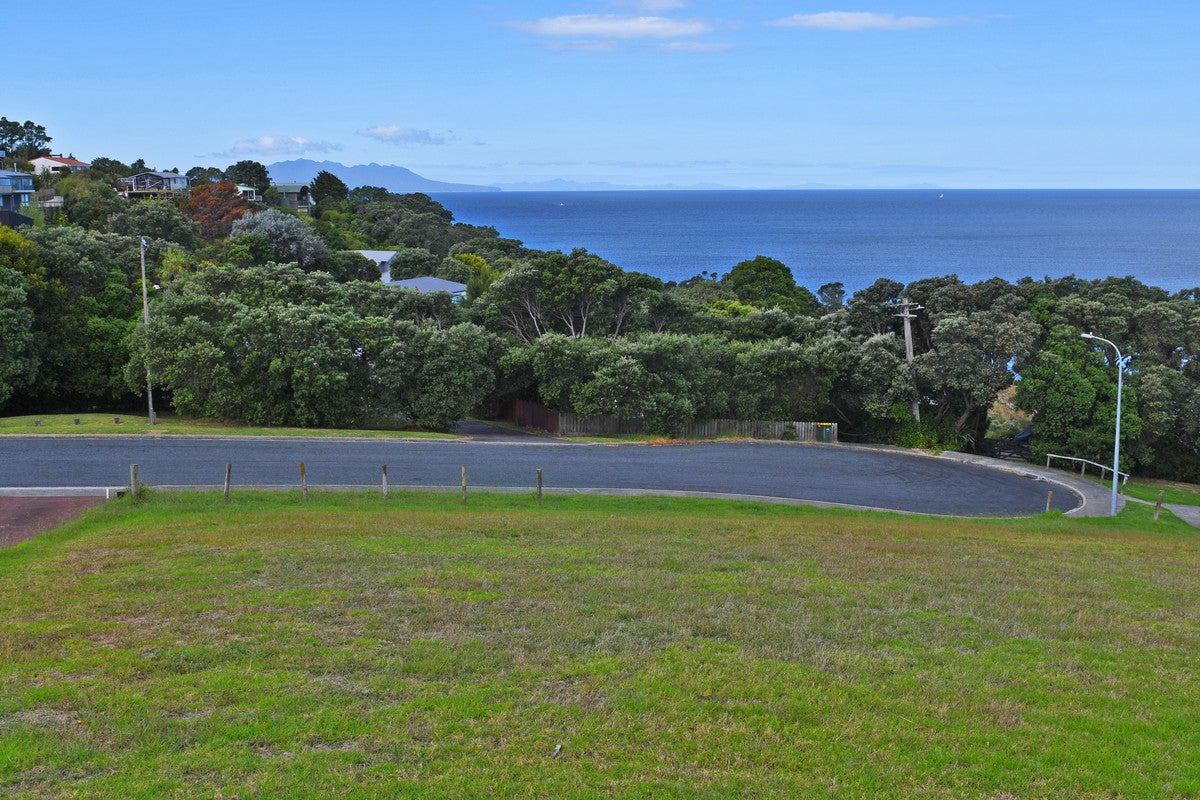 42 Wonderview Road, Leigh, Leigh - Carousel 1