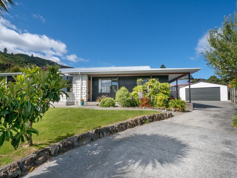78 Moana View Road, Waikawa, Picton - Carousel 2