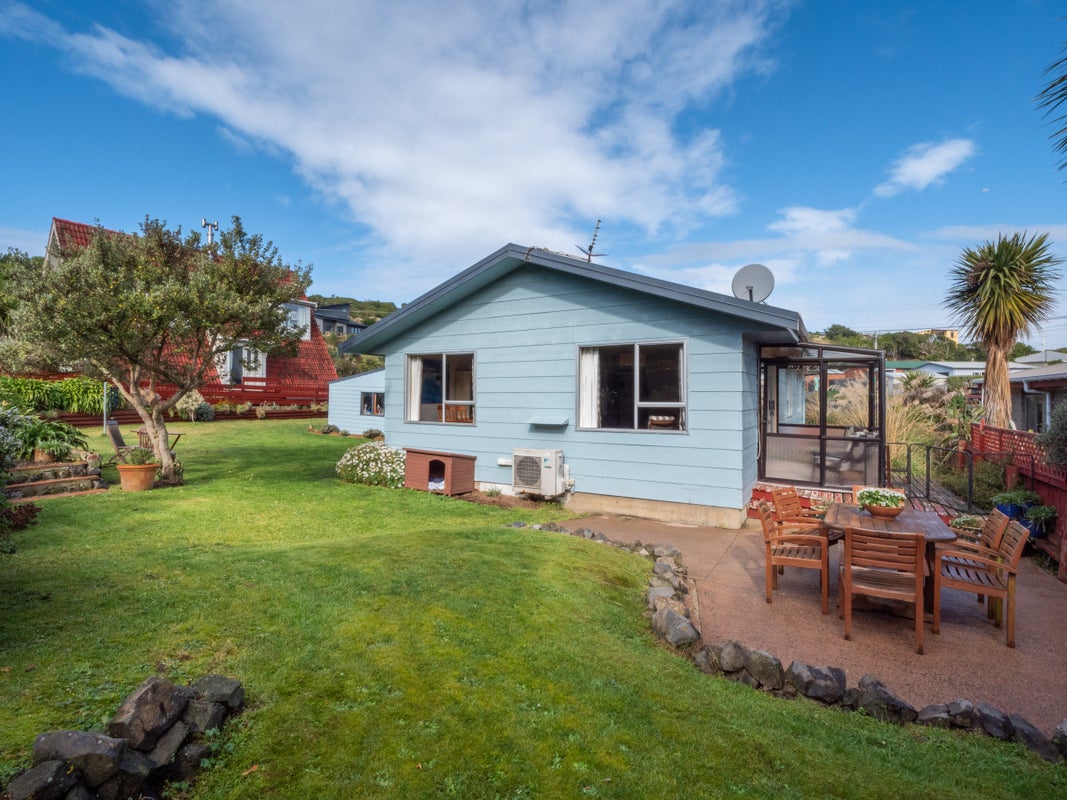 60 Oregon Street, Ocean Grove, Dunedin - Carousel 1