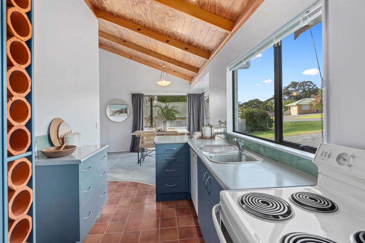1 Bush Haven Drive, Kamo, Whangarei - Carousel 2