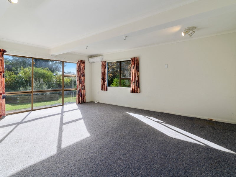 27 Rewarewa Street, Owhata, Rotorua - Carousel 18