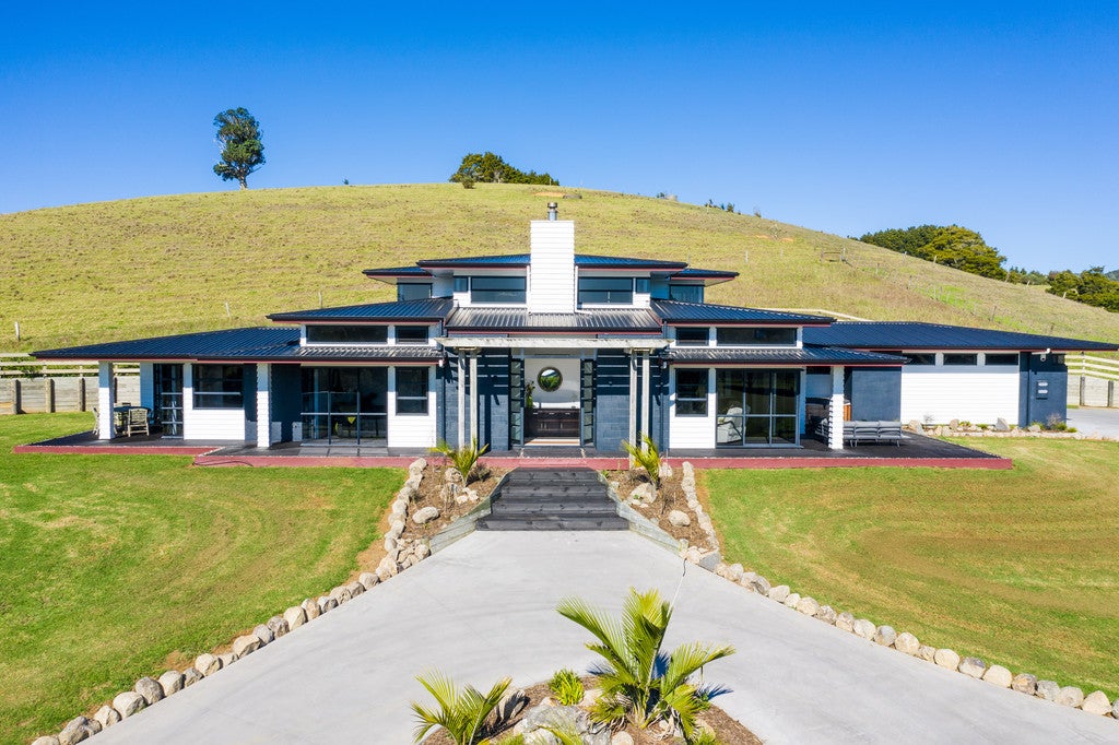 85 Pataua North Road, Whangarei - Carousel 1