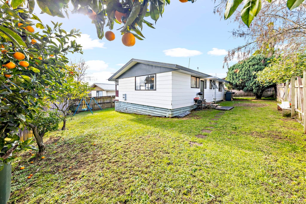 2/5 Inca Place, Red Hill, Papakura - Carousel 1