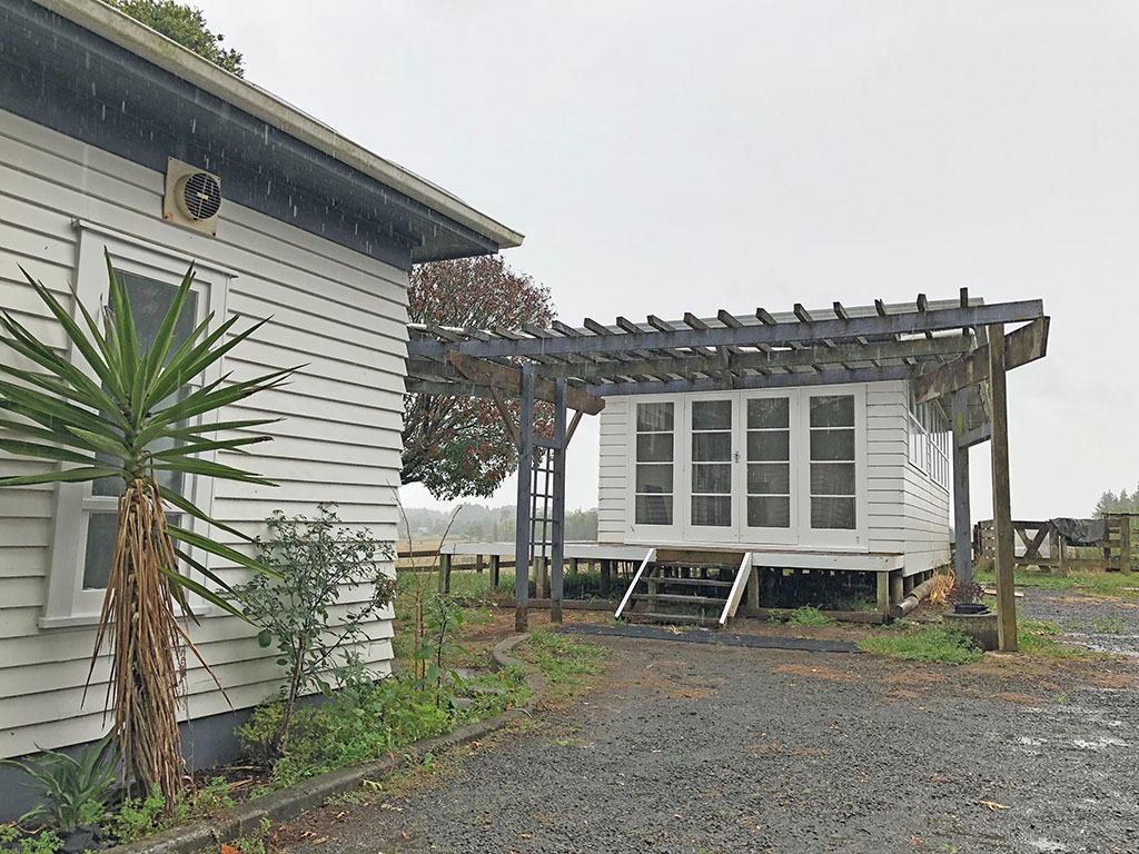 2/1327 Alfriston Road, Alfriston, Manurewa - Carousel 1