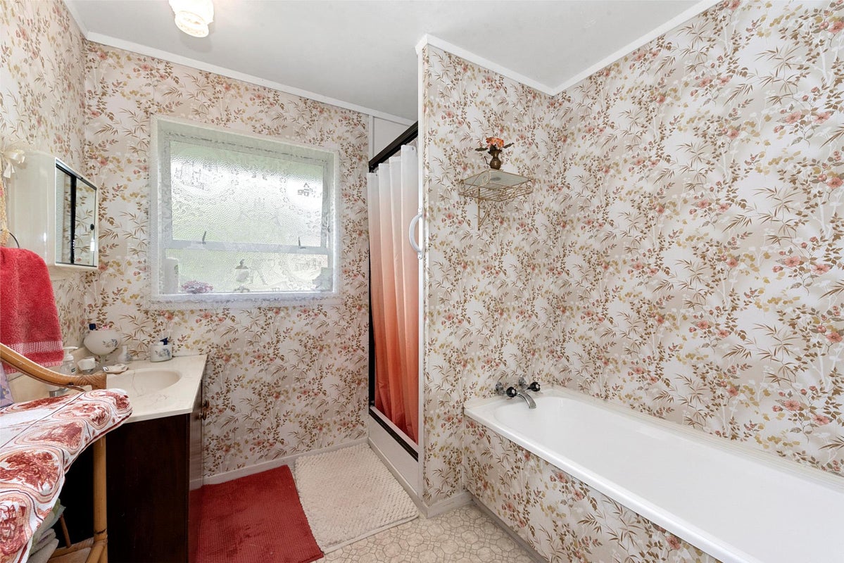 23B Bader Street, Bader, Hamilton - Carousel 13
