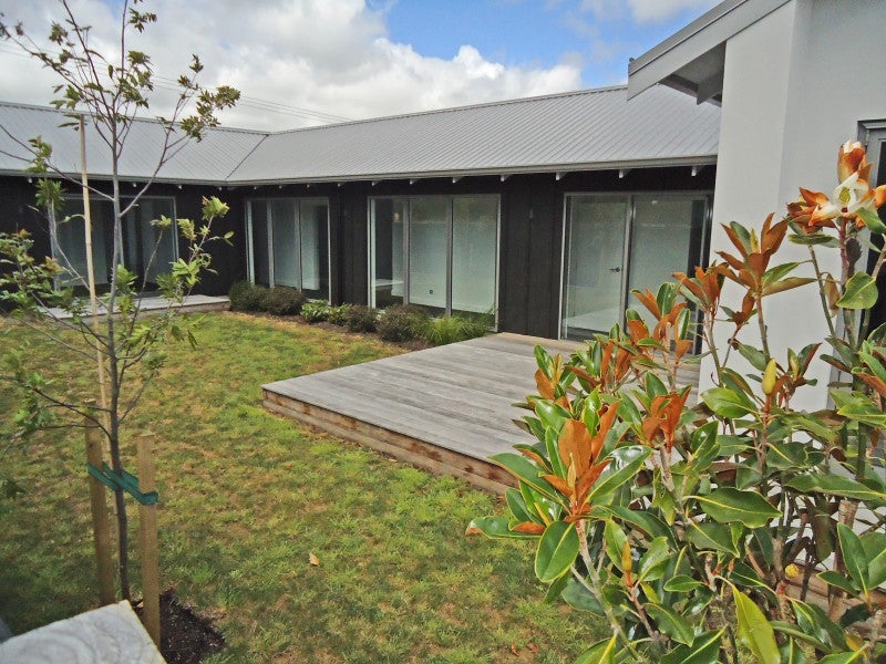 95 Atawhai Road, Fitzherbert, Palmerston North - Carousel 2