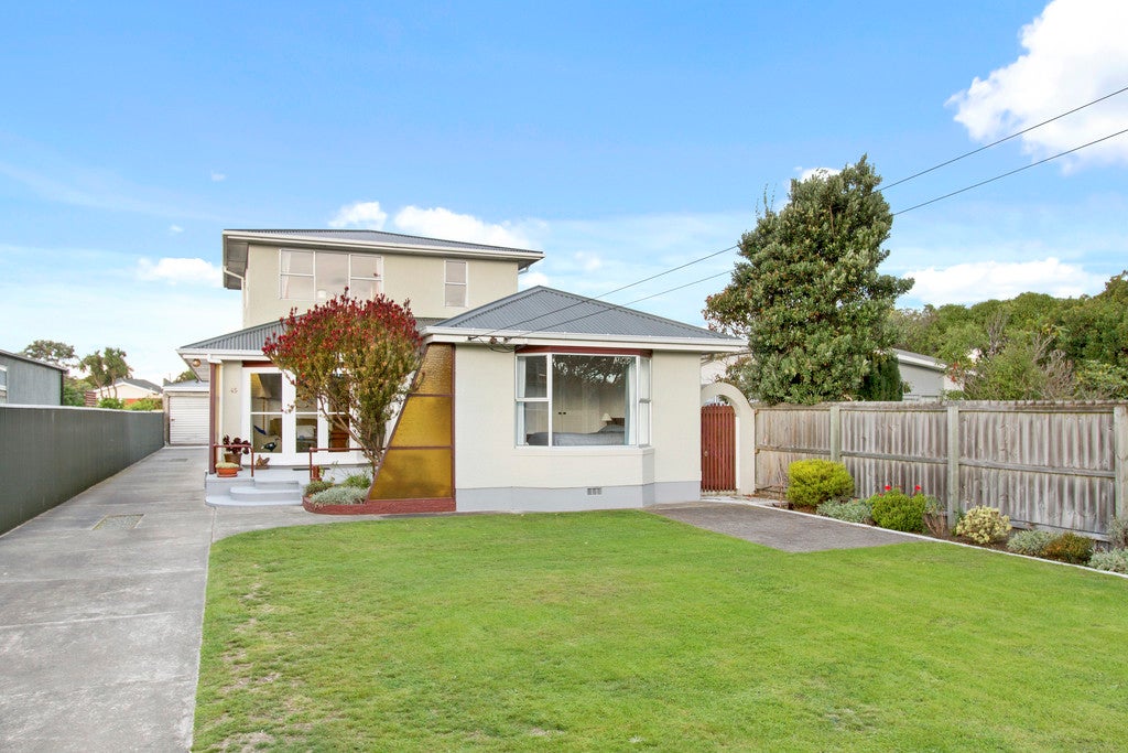 45 Estuary Road, New Brighton, Christchurch - Carousel 1