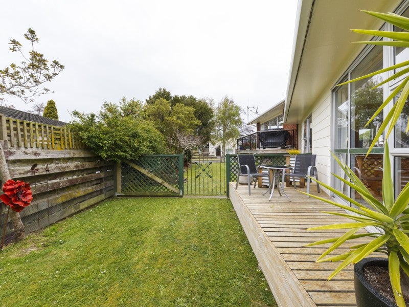 7 Terry Crescent, Milson, Palmerston North - Carousel 20