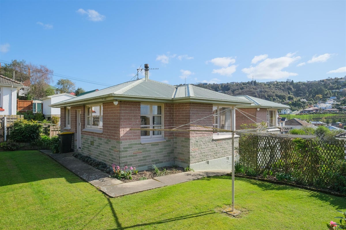 28 College Street, Caversham, Dunedin - Carousel 18