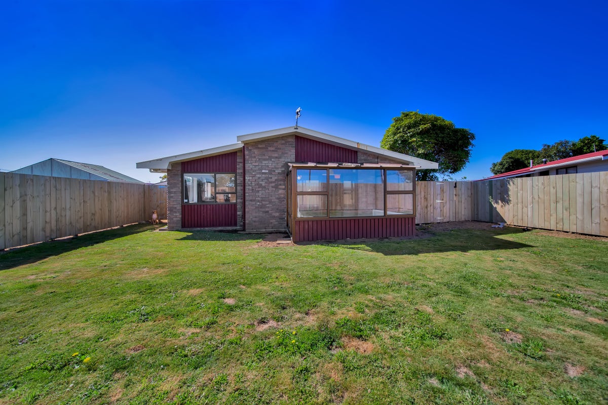 27 Gore Street, Normanby, Hawera - Carousel 1
