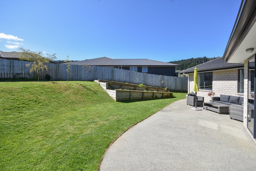 26 Glendermid Close, Sawyers Bay, Port Chalmers - Carousel 2