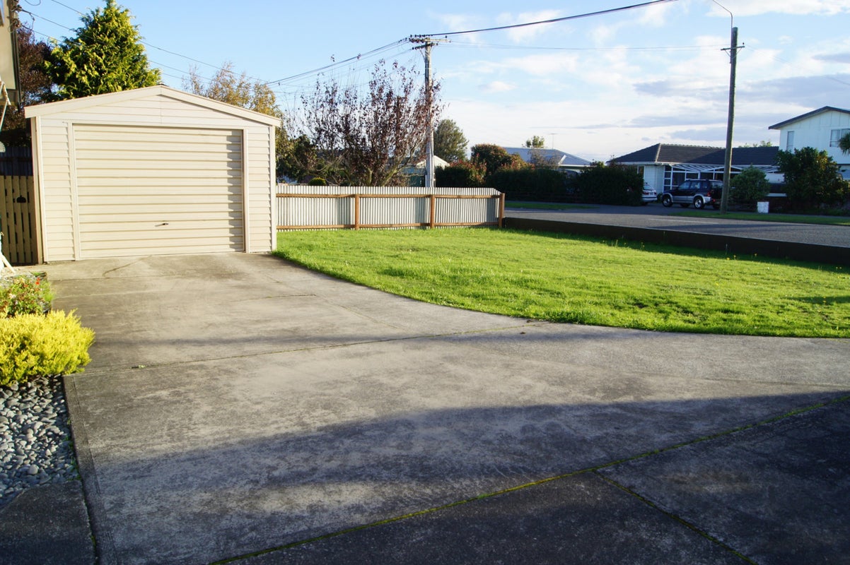 1/56 Burwood Road, Burwood, Christchurch - Carousel 7