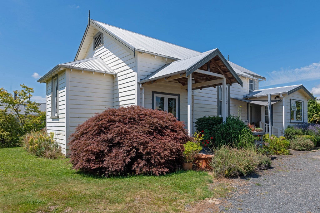 13 Thebes Street, Pomare, Rotorua - Carousel 1