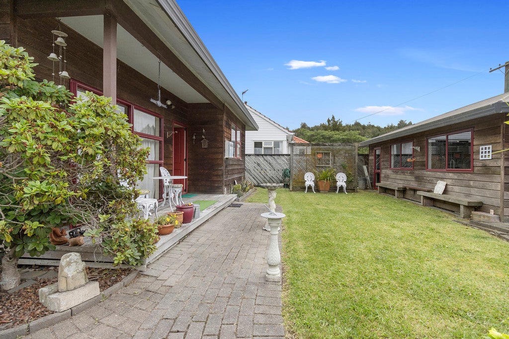 16 Pearsons Avenue, Claudelands, Hamilton - Carousel 2